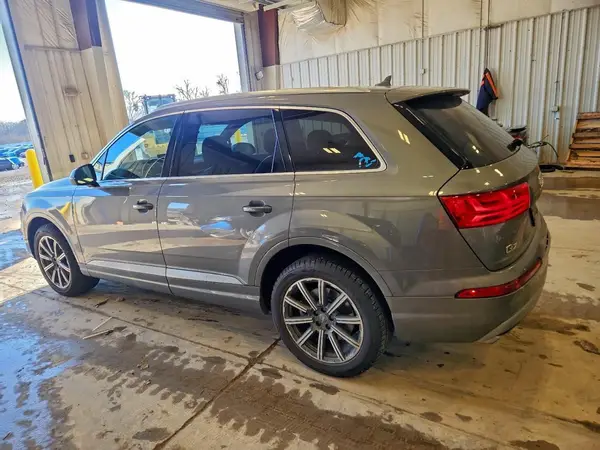 WA1LAAF7XHD029928 2017 AUDI Q7 - Image 2