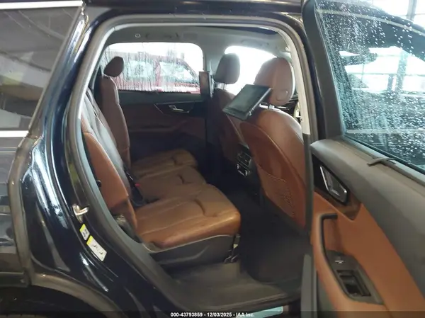 WA1LAAF7XHD030609 2017 AUDI Q7 - Image 8