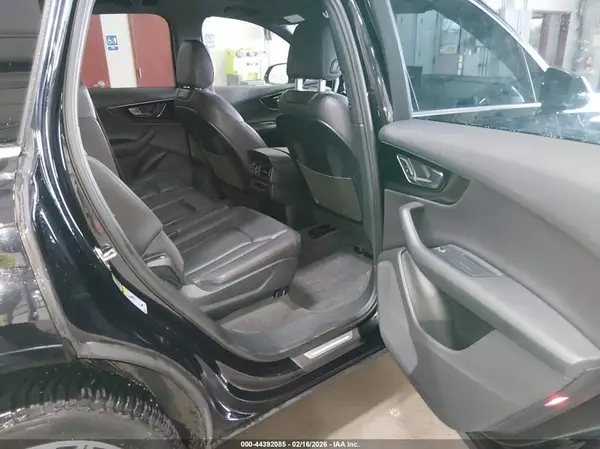 WA1LAAF7XHD032523 2017 AUDI Q7 - Image 8