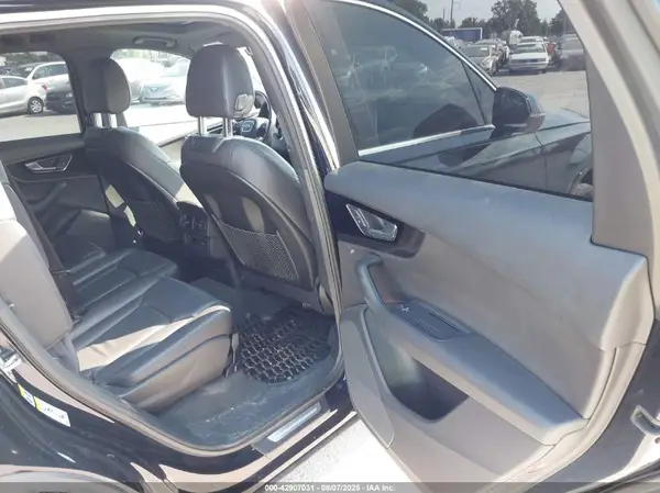 WA1LAAF7XHD039214 2017 AUDI Q7 - Image 8