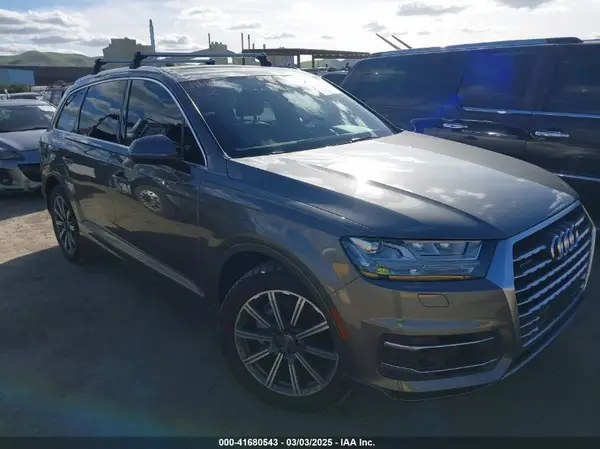 WA1LAAF7XHD047894 2017 AUDI Q7 - Image 1