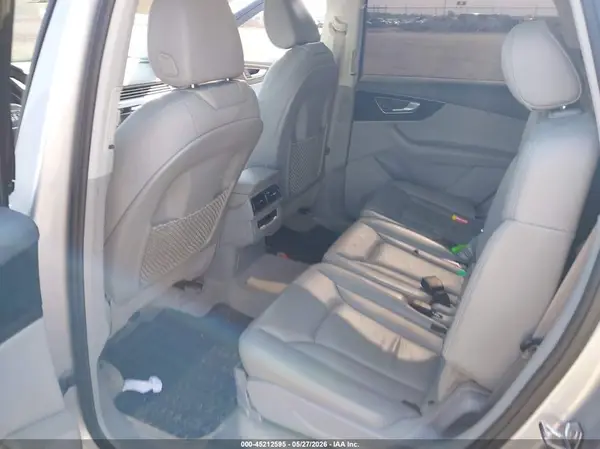 WA1LAAF7XHD048012 2017 AUDI Q7 - Image 8