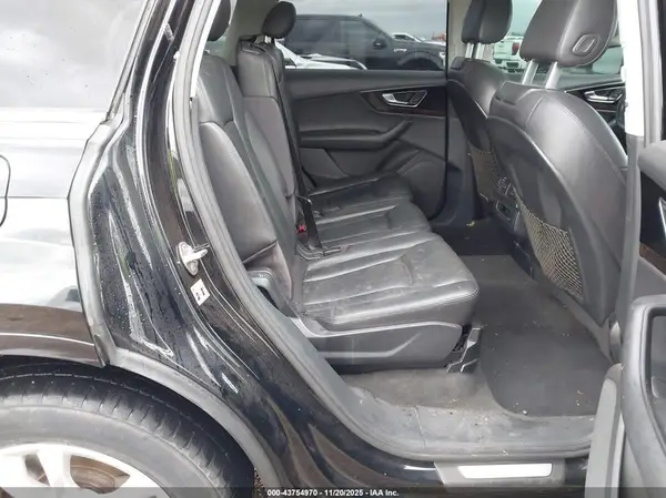 WA1LAAF7XHD048124 2017 AUDI Q7 - Image 8
