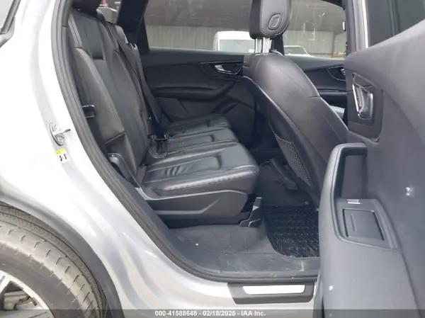 WA1LAAF7XHD055557 2017 AUDI Q7 - Image 8