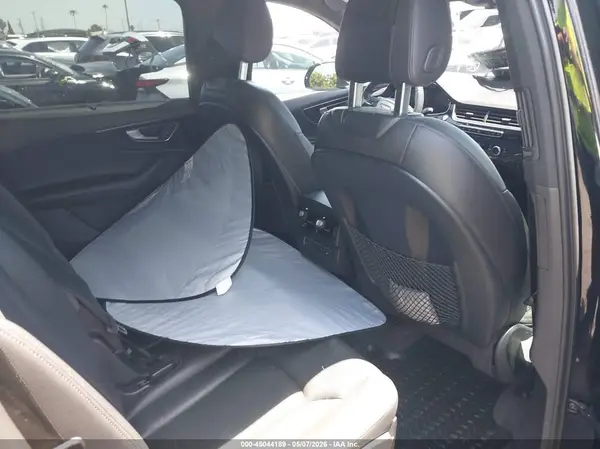 WA1LAAF7XJD000385 2018 AUDI Q7 - Image 8