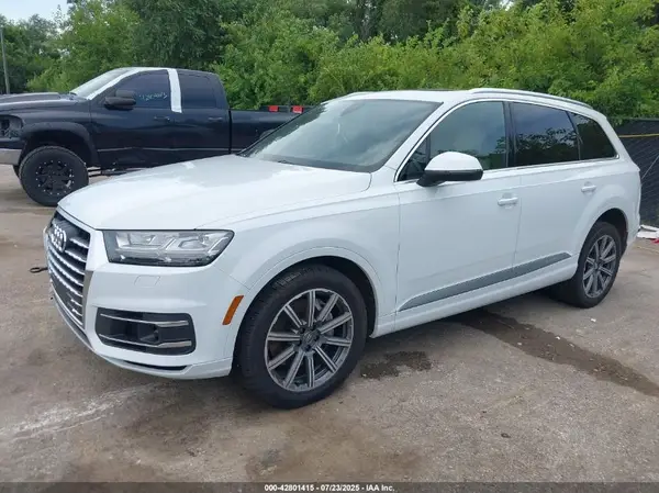 WA1LAAF7XJD010608 2018 AUDI Q7 - Image 2