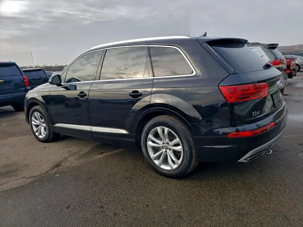 WA1LAAF7XJD018711 2018 AUDI Q7 - Image 2