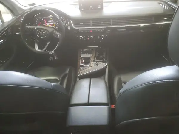 WA1LAAF7XJD036559 2018 AUDI Q7 - Image 8