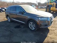 WA1LAAF7XJD038473 2018 AUDI Q7
