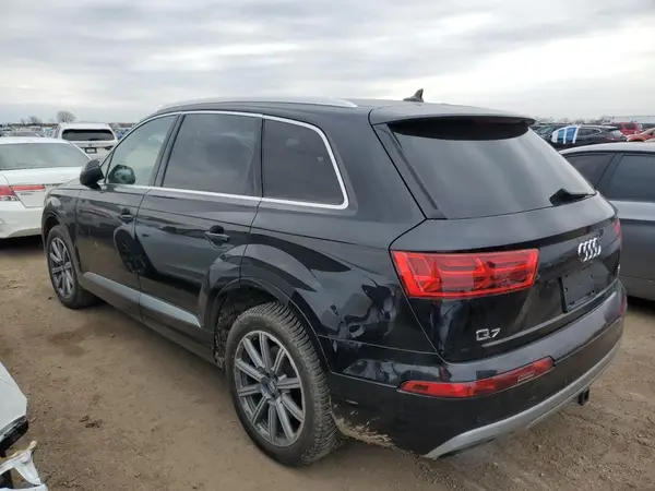 WA1LAAF7XJD041583 2018 AUDI Q7 - Image 2