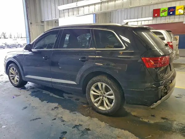 WA1LAAF7XJD043902 2018 AUDI Q7 - Image 2