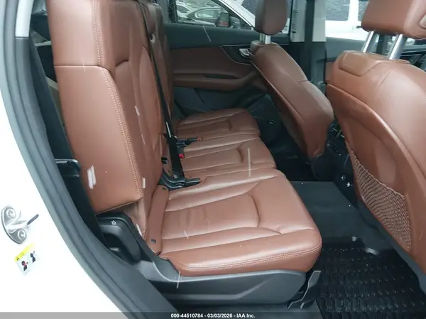 WA1LAAF7XJD052793 2018 AUDI Q7 - Image 8