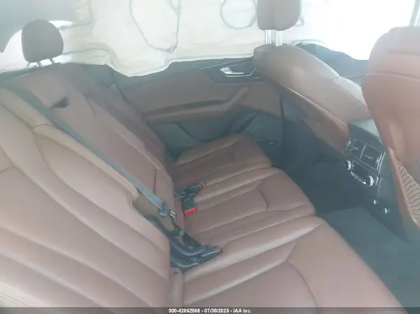 WA1LAAF7XKD002302 2019 AUDI Q7 - Image 8