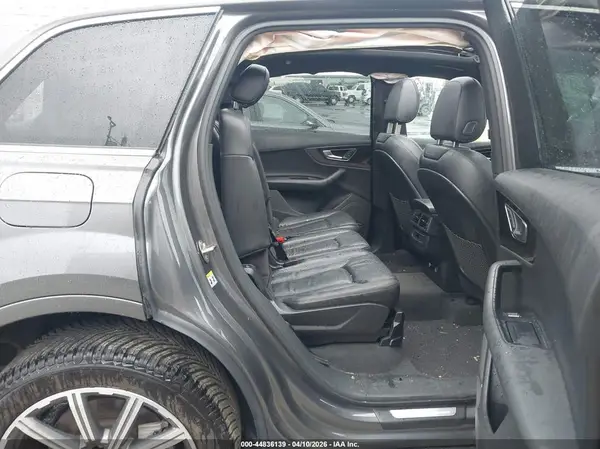 WA1LAAF7XKD006320 2019 AUDI Q7 - Image 8