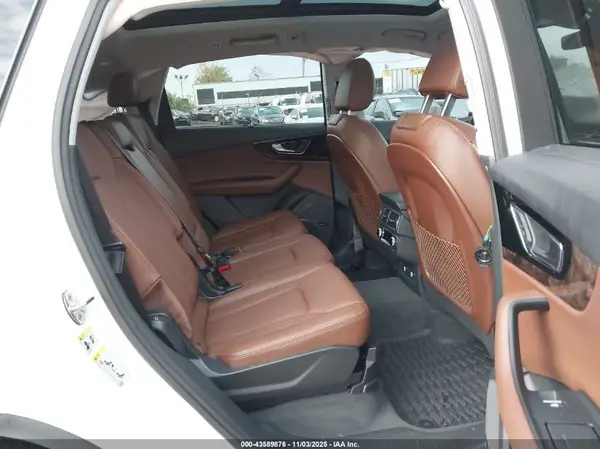 WA1LAAF7XKD011422 2019 AUDI Q7 - Image 8