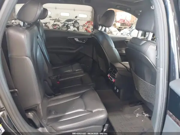 WA1LAAF7XKD011730 2019 AUDI Q7 - Image 8