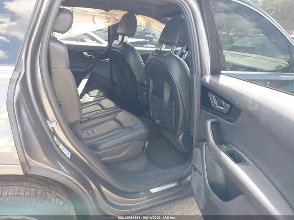 WA1LAAF7XKD014675 2019 AUDI Q7 - Image 8