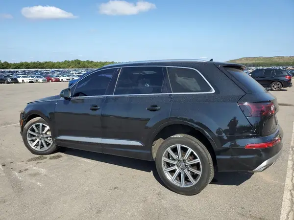WA1LAAF7XKD015082 2019 AUDI Q7 - Image 2