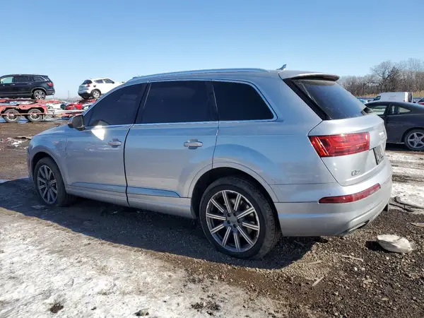 WA1LAAF7XKD022369 2019 AUDI Q7 - Image 2