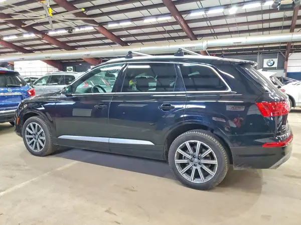 WA1LAAF7XKD039138 2019 AUDI Q7 - Image 2