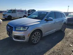 WA1LAAF7XKD046784 2019 AUDI Q7