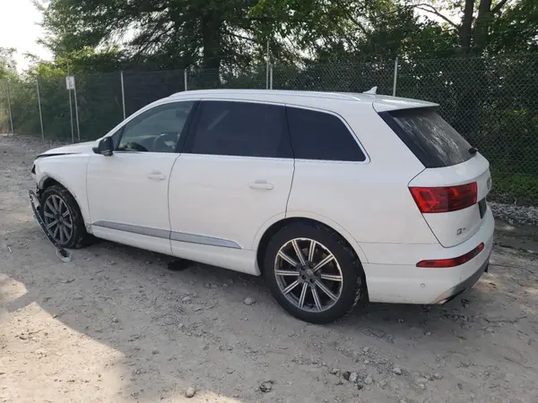 WA1LAAF7XKD047076 2019 AUDI Q7 - Image 2