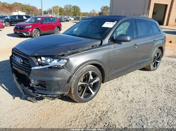 WA1LAAF7XKD048597 2019 AUDI Q7 - Image 2