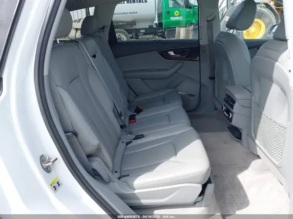 WA1LABF72HD018749 2017 AUDI Q7 - Image 8