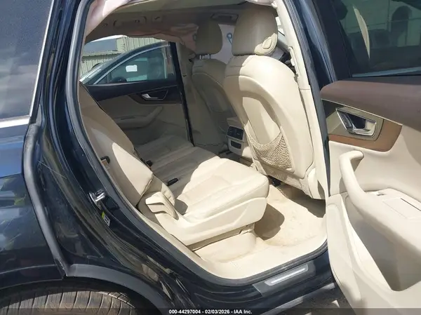 WA1LABF74HD029526 2017 AUDI Q7 - Image 8