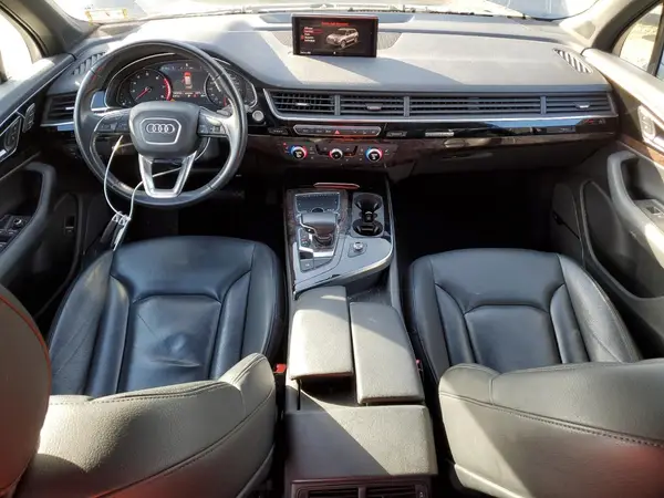 WA1LABF74JD038412 2018 AUDI Q7 - Image 8