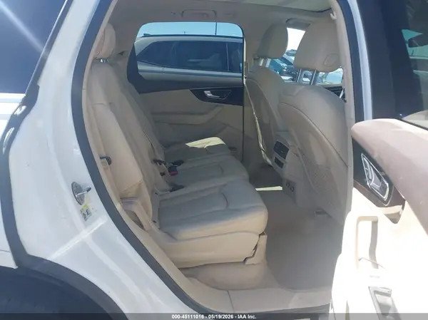 WA1LABF75JD020095 2018 AUDI Q7 - Image 8