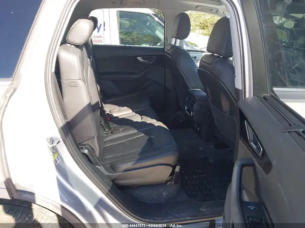 WA1LABF76JD013818 2018 AUDI Q7 - Image 8
