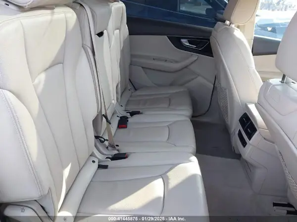 WA1LABF79HD035600 2017 AUDI Q7 - Image 8