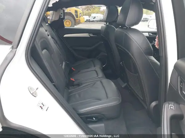 WA1LCAFP7HA022110 2017 AUDI SQ5 - Image 8