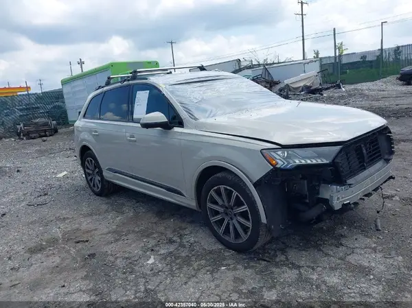 WA1LCBF70RD001587 2024 AUDI Q7 - Image 1