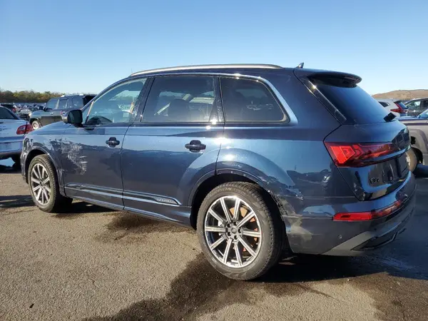 WA1LCBF70RD010757 2024 AUDI Q7 - Image 2