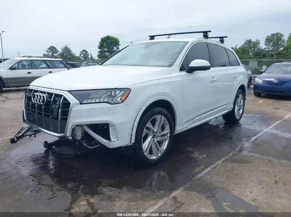 WA1LCBF71PD019481 2023 AUDI Q7 - Image 2