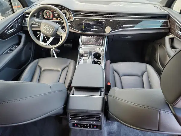 WA1LCBF71RD003011 2024 AUDI Q7 - Image 8