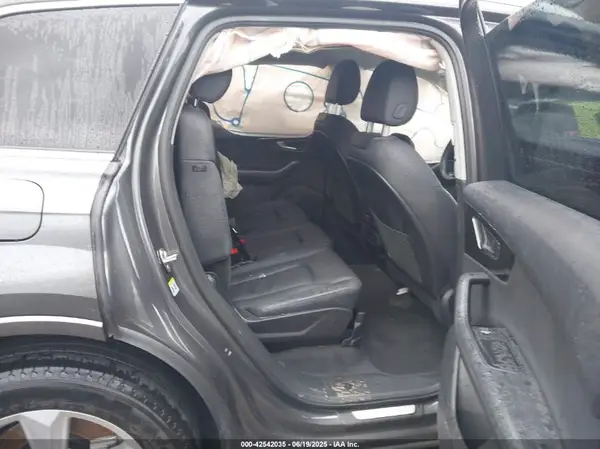 WA1LCBF72RD005639 2024 AUDI Q7 - Image 8