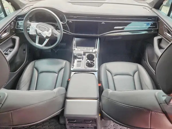 WA1LCBF72SD003203 2025 AUDI Q7 - Image 8