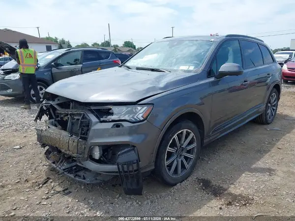 2023 AUDI Q7 IAAI lot 42722599 auction photo 2