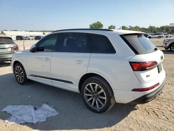 WA1LCBF73PD020373 2023 AUDI Q7 - Image 2