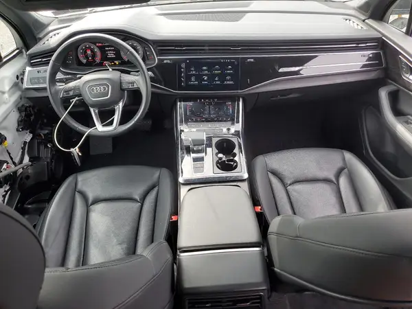WA1LCBF73PD021684 2023 AUDI Q7 - Image 8