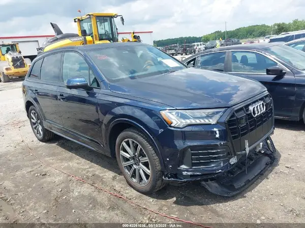 WA1LCBF73PD027257 2023 AUDI Q7 - Image 1