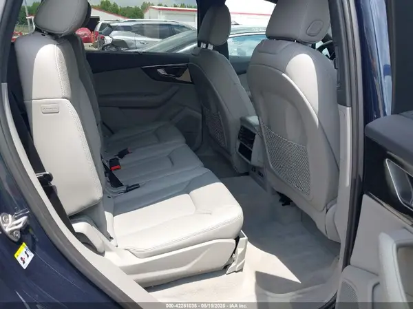 WA1LCBF73PD027257 2023 AUDI Q7 - Image 8