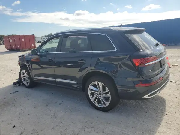 WA1LCBF73RD002748 2024 AUDI Q7 - Image 2
