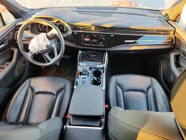 WA1LCBF75PD005504 2023 AUDI Q7 - Image 8