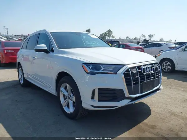 WA1LCBF75PD009133 2023 AUDI Q7 - Image 1