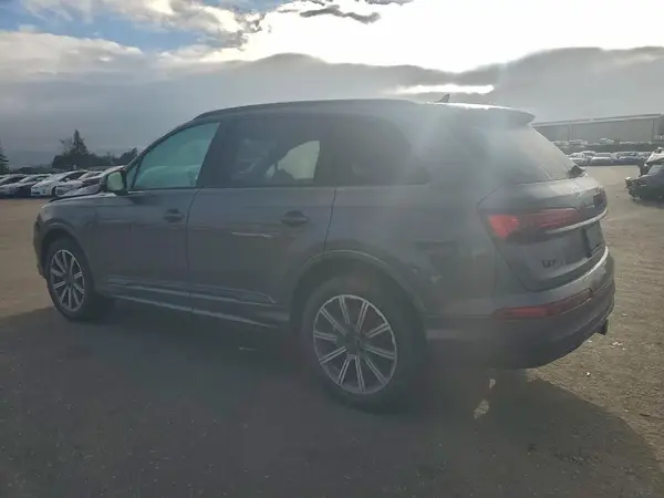 WA1LCBF75RD010348 2024 AUDI Q7 - Image 2