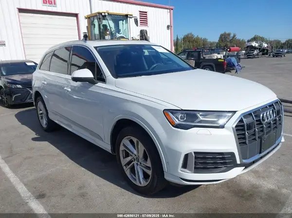 WA1LCBF76PD007018 2023 AUDI Q7 - Image 1